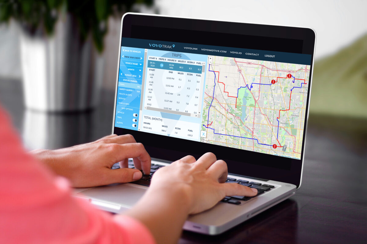 Live GPS Vehicle Tracking for Fleets & Families